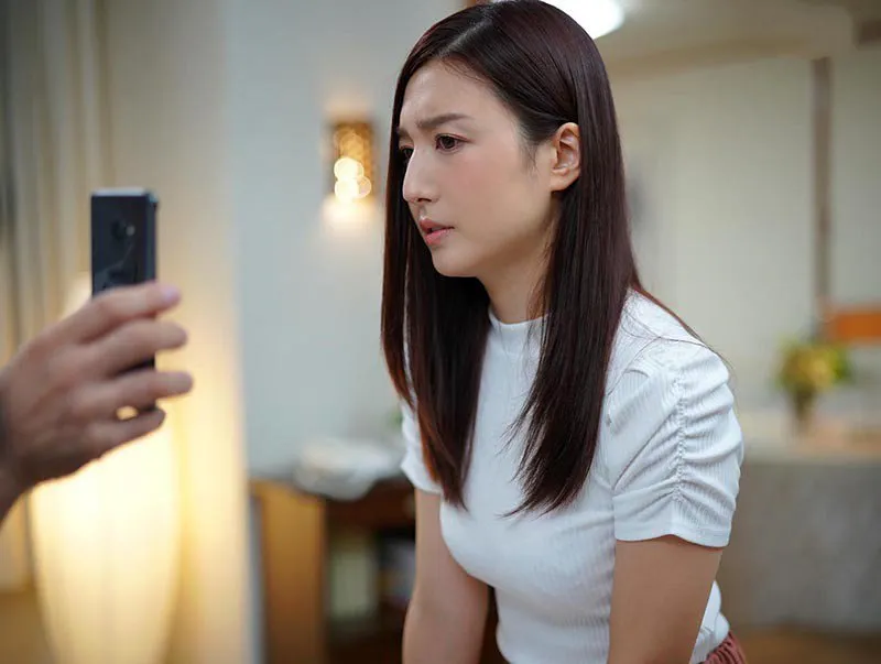 Vợ ngoại tình bị ông chồng bắt quả tang và cái kết jav