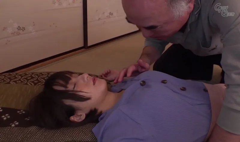 Bố người chồng vô tình làm người yêu của con trai ngất xỉu rồi sau đó …